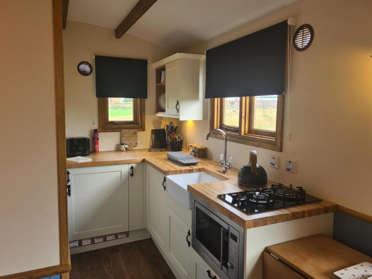 Boyce Fen Farm Retreat Glamping & Fishery Villa Wisbech Ngoại thất bức ảnh