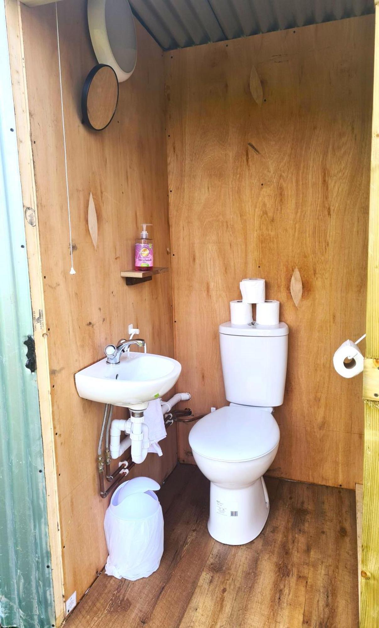 Boyce Fen Farm Retreat Glamping & Fishery Villa Wisbech Ngoại thất bức ảnh